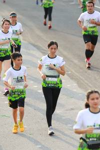 BIB: 
                            <button type="button" onclick="openModal(3539902)" class="btn btn-primary btn-sm float-right btn-popup" data-toggle="modal" data-target=".modal-high-quality">
                        <i class="fas fa-shopping-cart"></i> Add to Cart
                    </button>
                                            <button type="button" onclick="isThisMe(3539902, true)" class="btn btn-success btn-sm float-right btn-popup btn-isme hidden" data-toggle="tooltip" data-placement="bottom" title="นี่คือรูปของคุณใช่ไหม คลิกที่นี่เพื่อเอาเข้าอัลบั้ม">
                        <i class="fas fa-plus"></i> Add to album
                    </button>
                    <button type="button" onclick="isThisMe(3539902, false)" class="btn btn-warning btn-sm float-right btn-popup btn-isnotme hidden">
                        <i class="fas fa-ban"></i> Remove from album
                    </button>